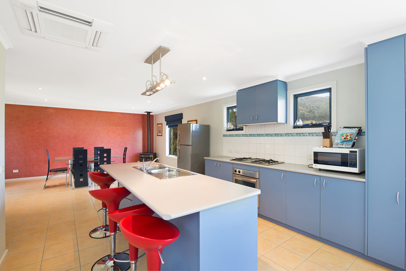 15 Murray Square, Apollo Bay, VIC, Apollo Bay - Thumbnail 4