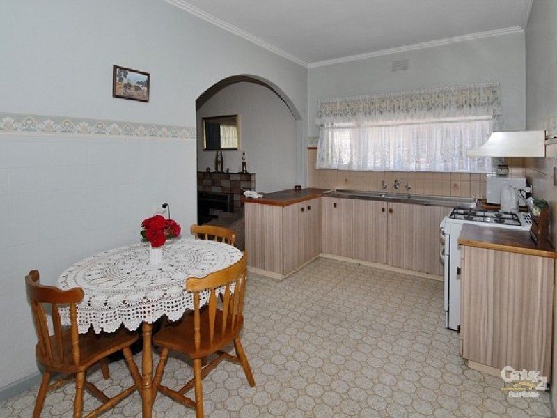 77 Maidstone Street, Altona - Thumbnail 3