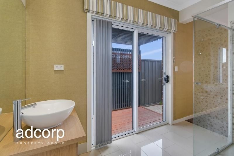 7 Roxburgh Crescent Blakeview SA, Blakeview - Thumbnail 7