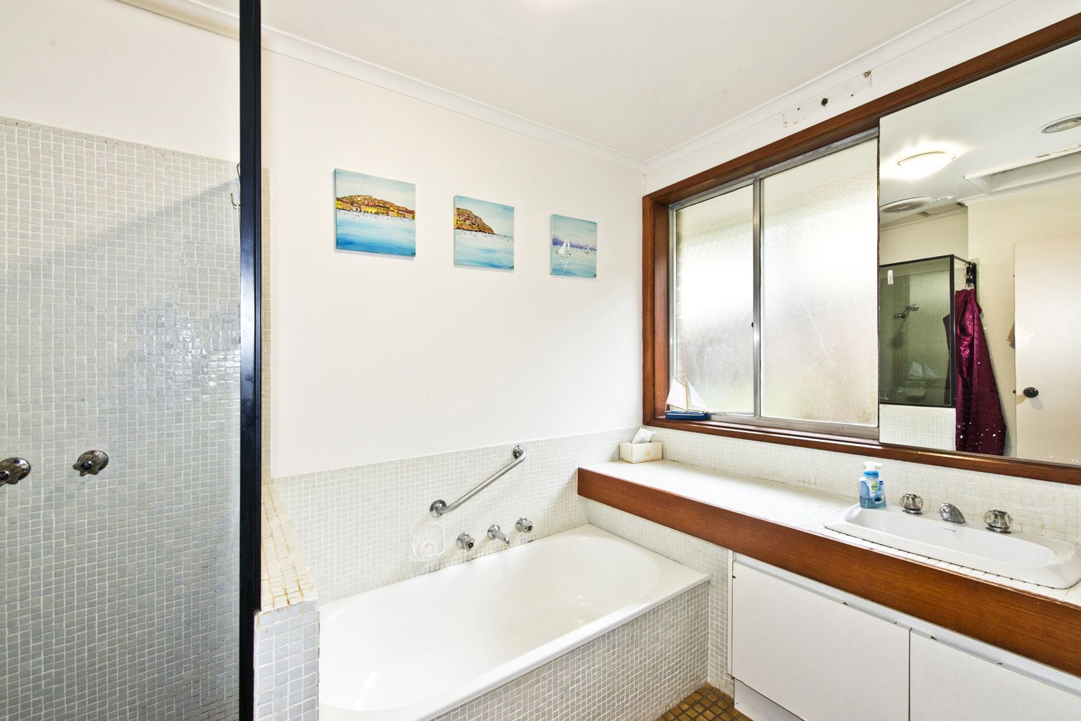 Spacious Three, Two Bathroom Family Home