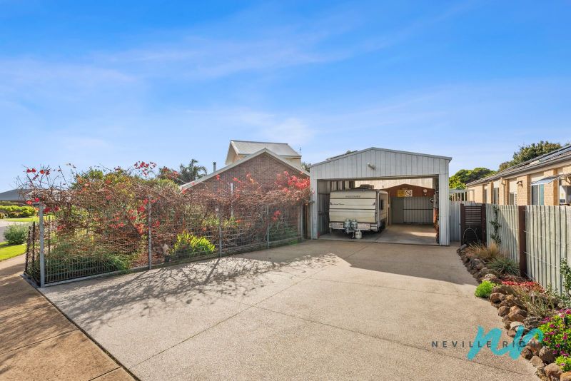 911 Turnberry Close, St Leonards Neville Richards Real Estate