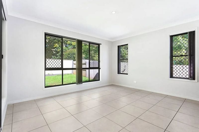 49 Winship Street ORMISTON QLD, Ormiston - Thumbnail 2