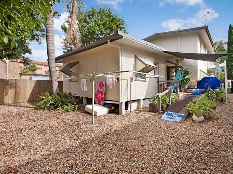 50 Eden Avenue RAINBOW BAY QLD