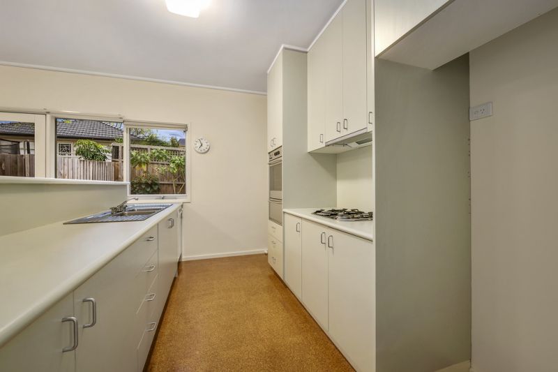 81 Parkhill Road, Kew - Thumbnail 3