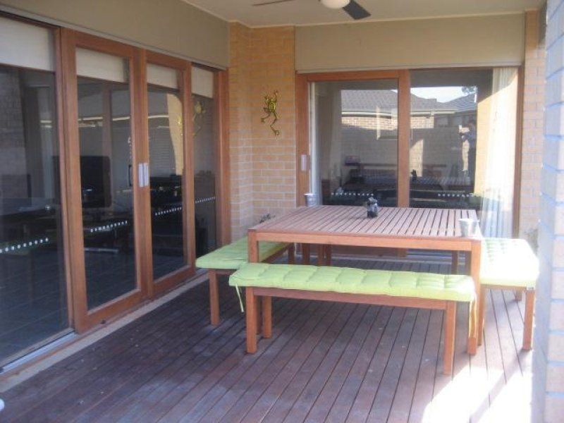 Perfectly Positioned & Contemporary!