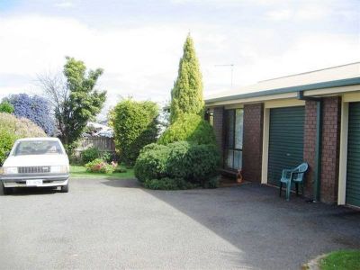 2/110 Caroline Street, EAST DEVONPORT, East Devonport - Thumbnail 2