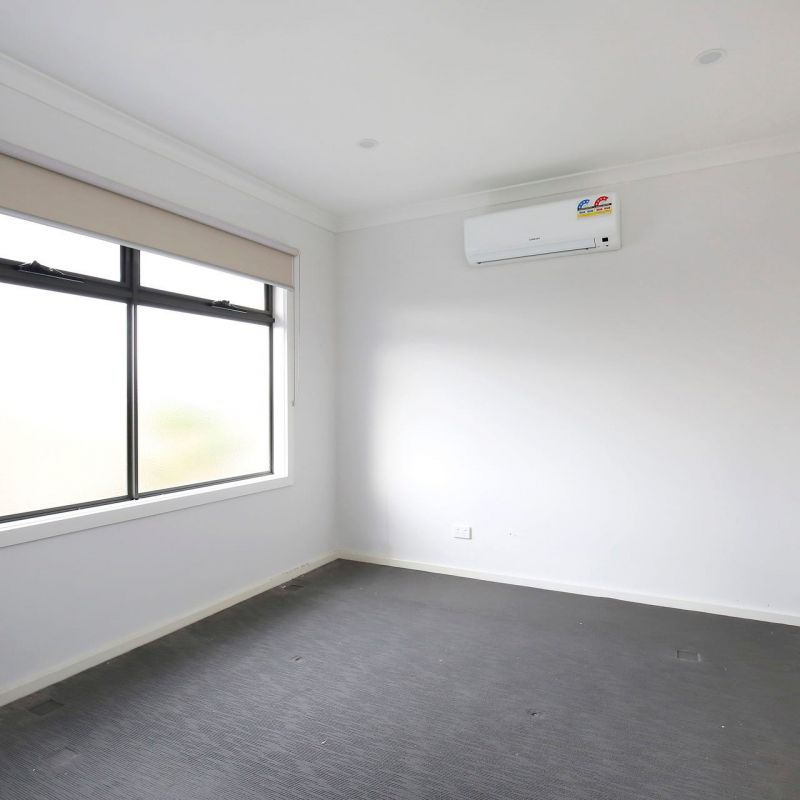 2/40 Elsey Road, Reservoir