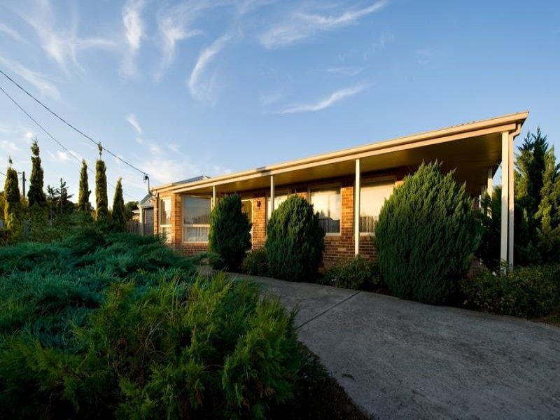 4 Knowle Court OCEAN GROVE VIC, Ocean Grove - Thumbnail 2