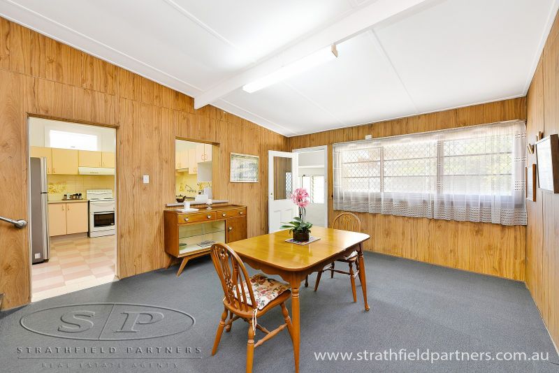 39 Stanley Street, Burwood, Burwood - Thumbnail 3