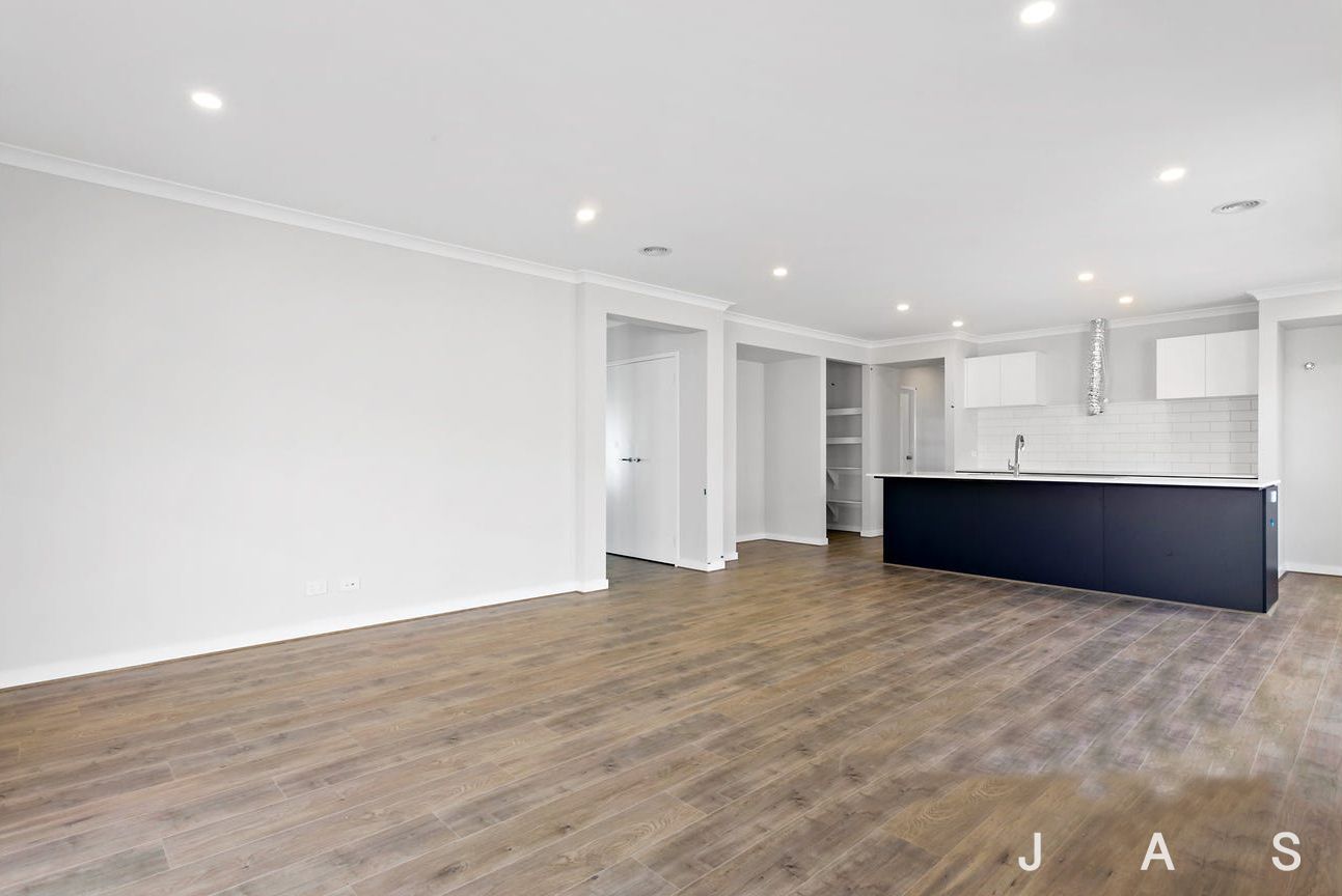 22 Wingfield Drive Thornhill Park VIC, Thornhill Park - Thumbnail 6