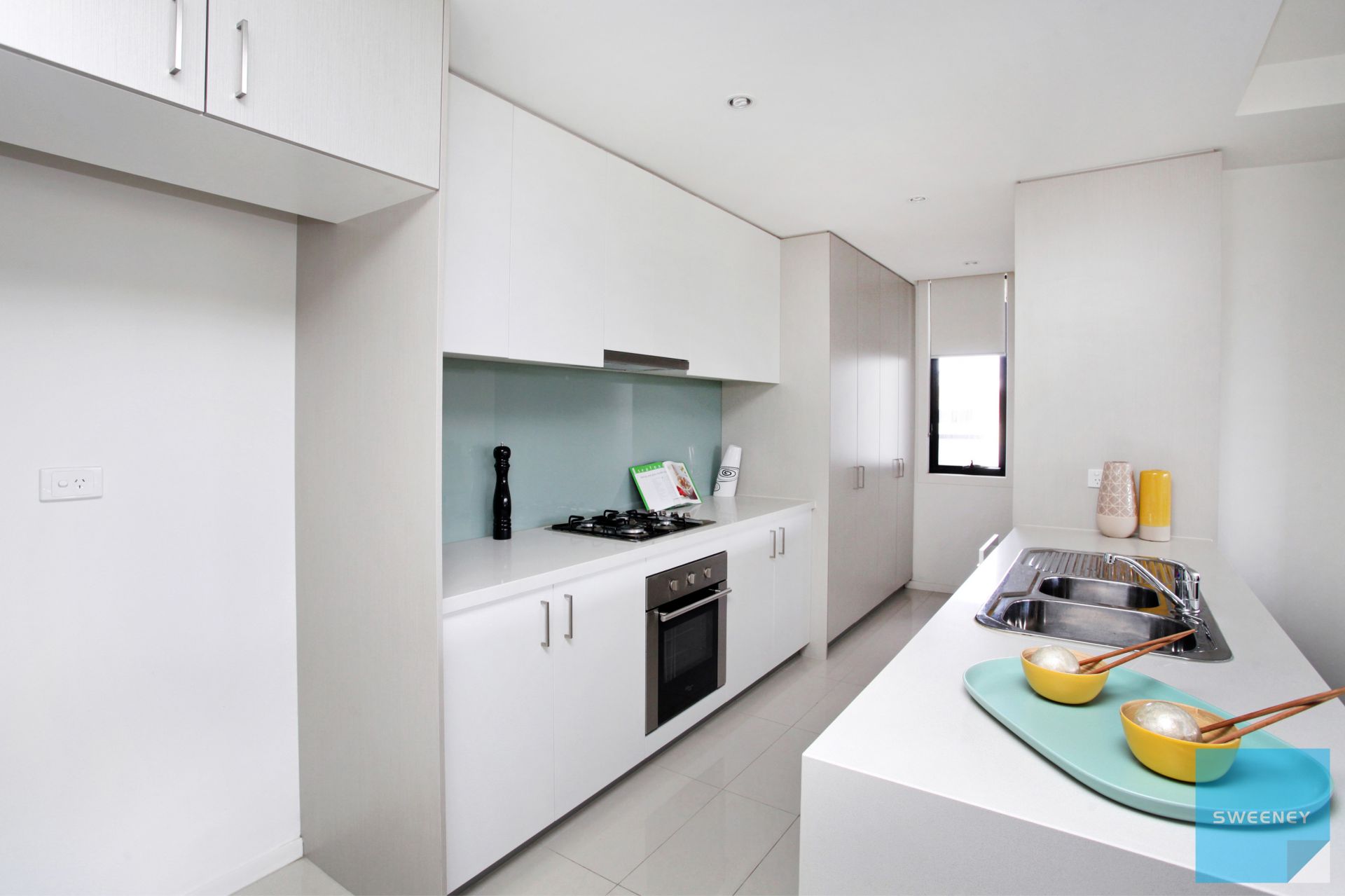1/1 Woodward Way, Caroline Springs - Thumbnail 3