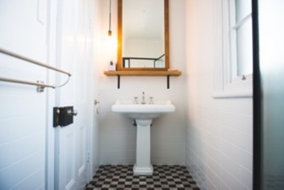 LUXURIOUS BOUTIQUE APARTMENT HOTEL FOR SALE - PREMIER REGIONAL CITY