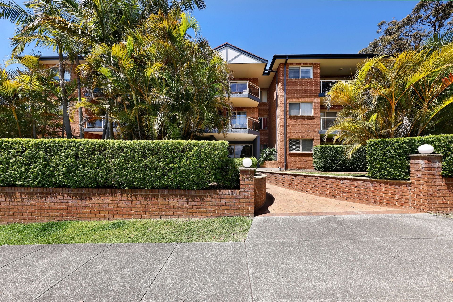 8/4-6 Vista Street, Caringbah, Caringbah - Thumbnail 2