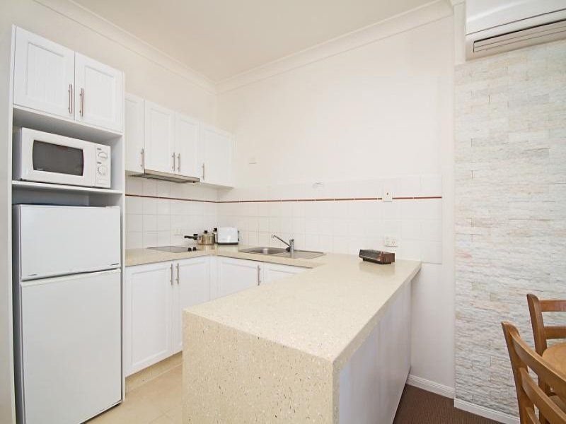 442/99 Griffith Street Calypso Plaza' COOLANGATTA QLD, Calypso Plaza' Coolangatta - Thumbnail 8