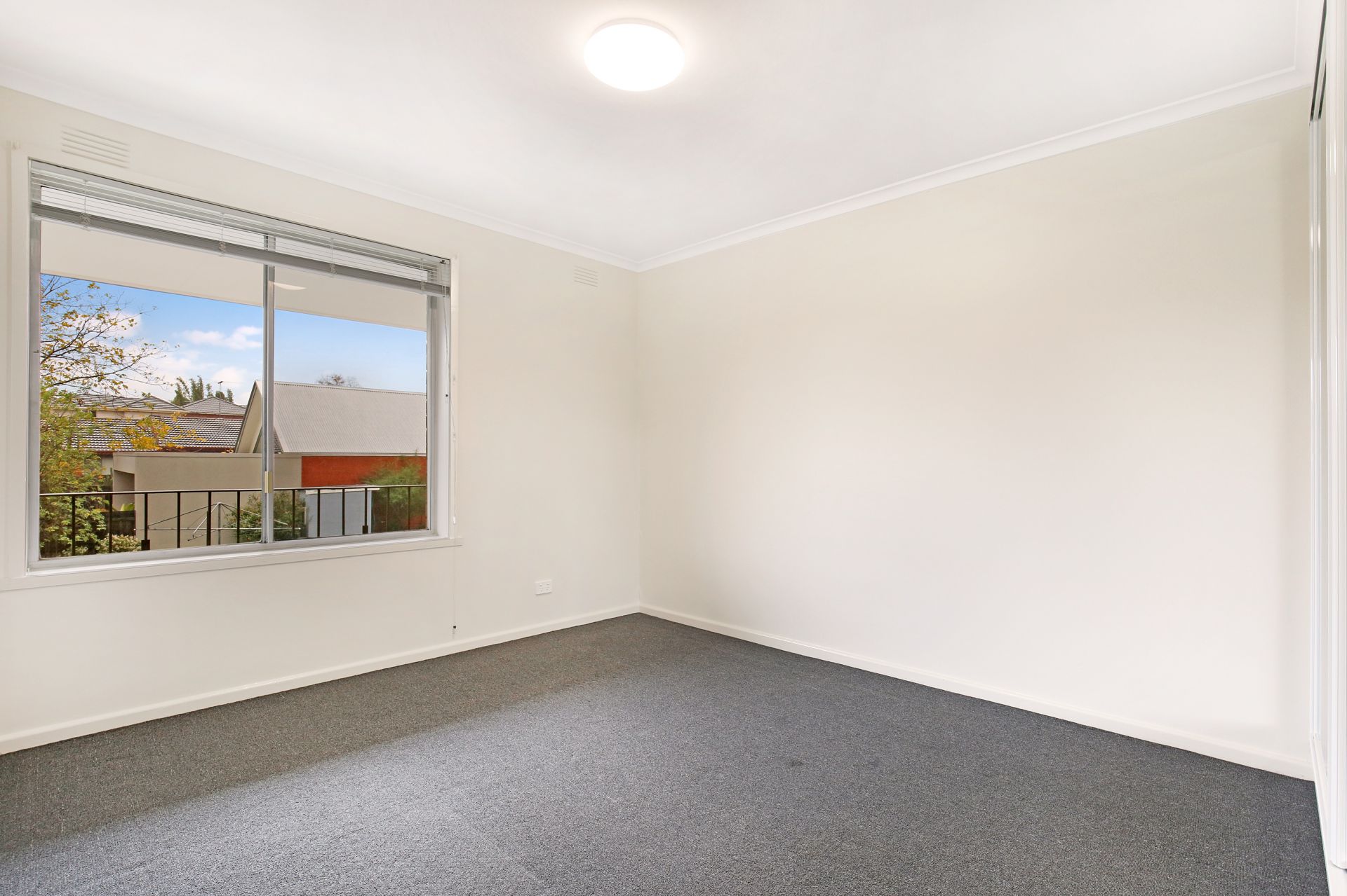 Great Location! Newly renovated