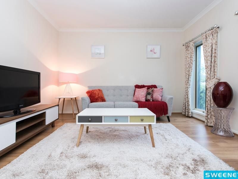 3 Hunts Cross Way, Caroline Springs - Thumbnail 4