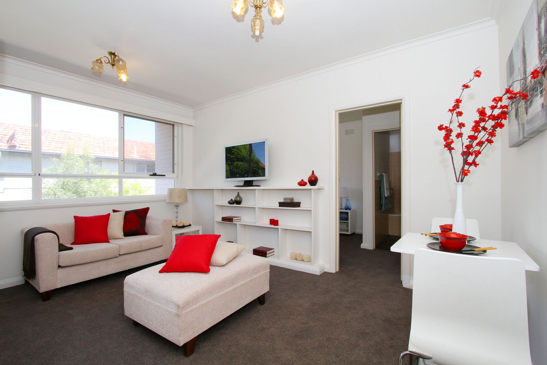 Secure One Bedroom Apartment!