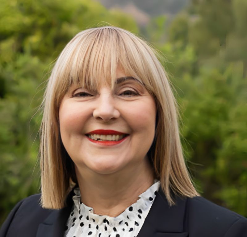 Loretta Fabbro Harcourts Kingsberry Townsville