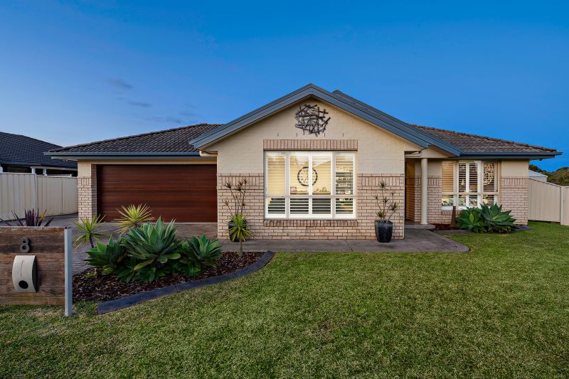 Real Estate For Sale 8 Viewfield Crescent Woongarrah , NSW