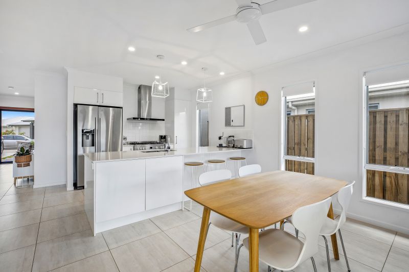 10 Angelou Court, Baringa