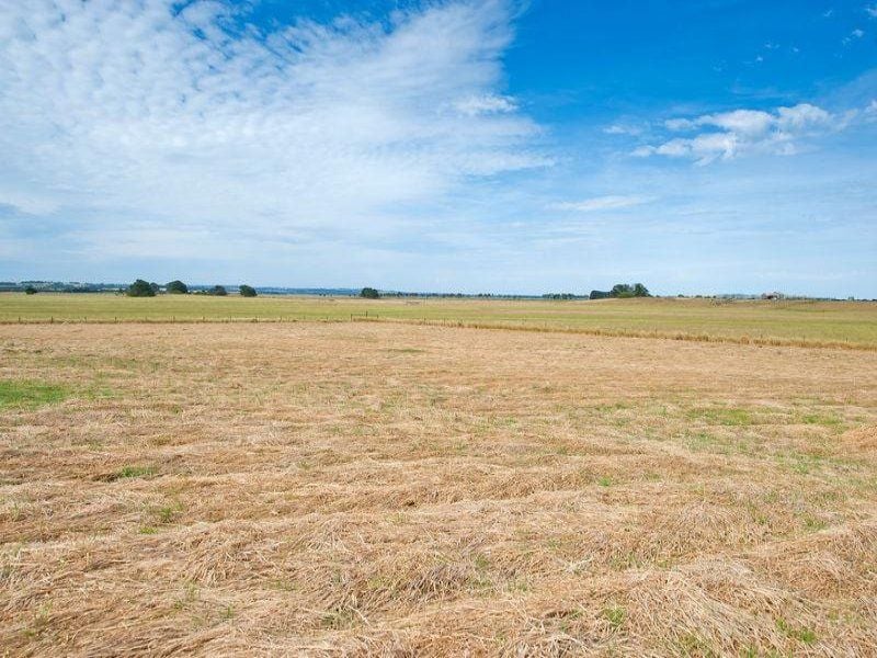5 Meredith Park Road IRREWARRA VIC, Irrewarra - Thumbnail 2