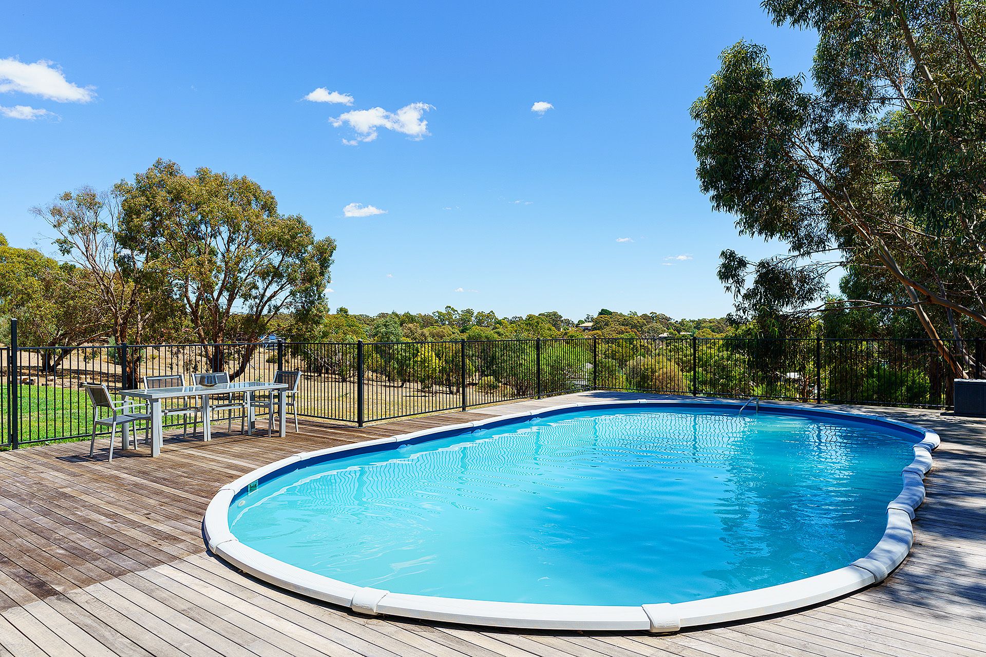 16 Ross Drive, Castlemaine - Thumbnail 4
