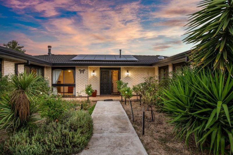 106 Pell Street Howlong NSW, Howlong - Thumbnail 2