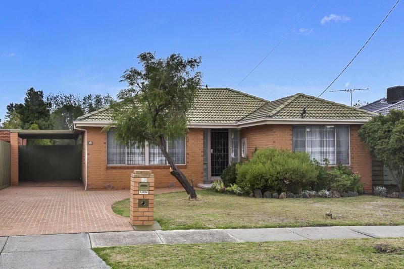 15 McFarlane Crescent, Epping