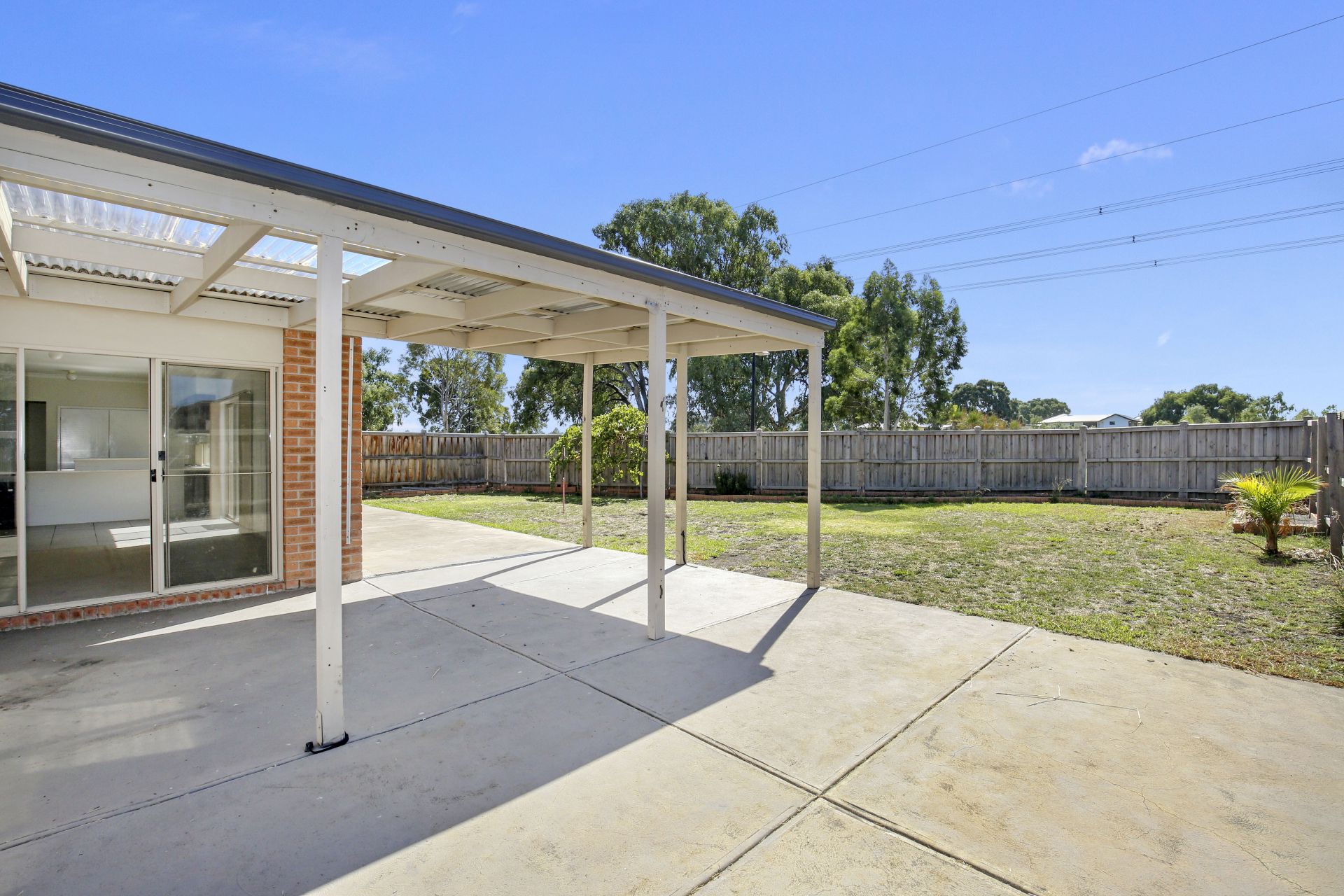 IDEAL FAMILY HOME