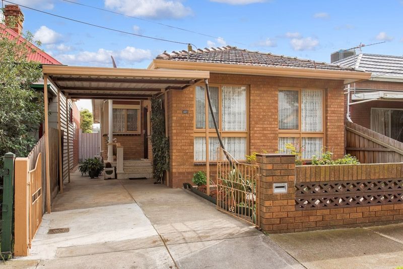 102 Creswick Street, Footscray - Thumbnail 2