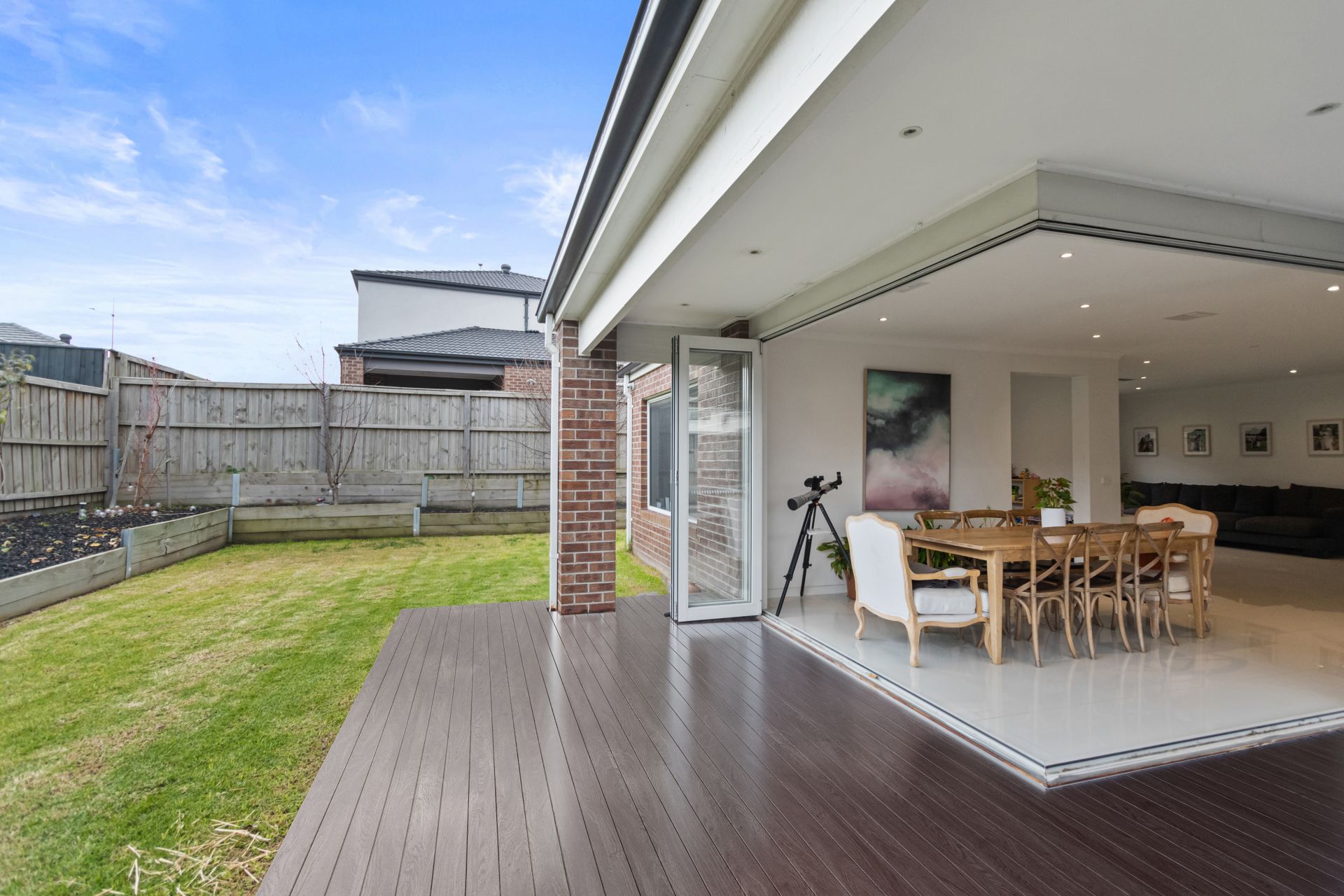 FINE FINISHES, EXPANSIVE SPACES