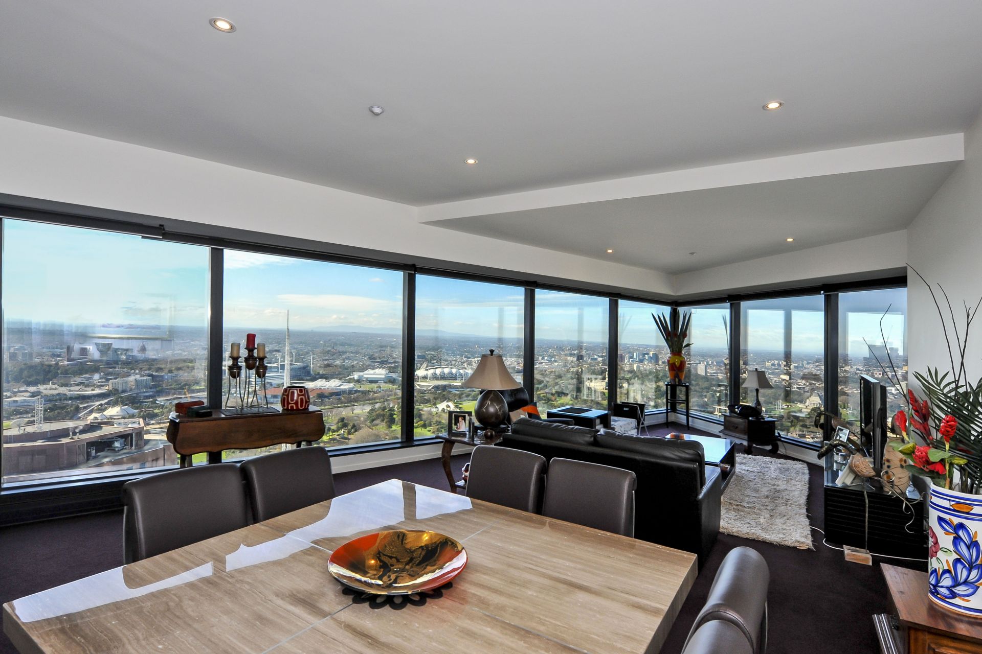 4902/7 Riverside Quay, Southbank - Thumbnail 4