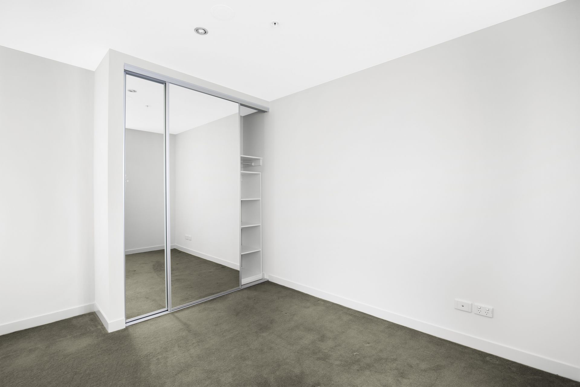 504/20 Garden Street, South Yarra - Thumbnail 5