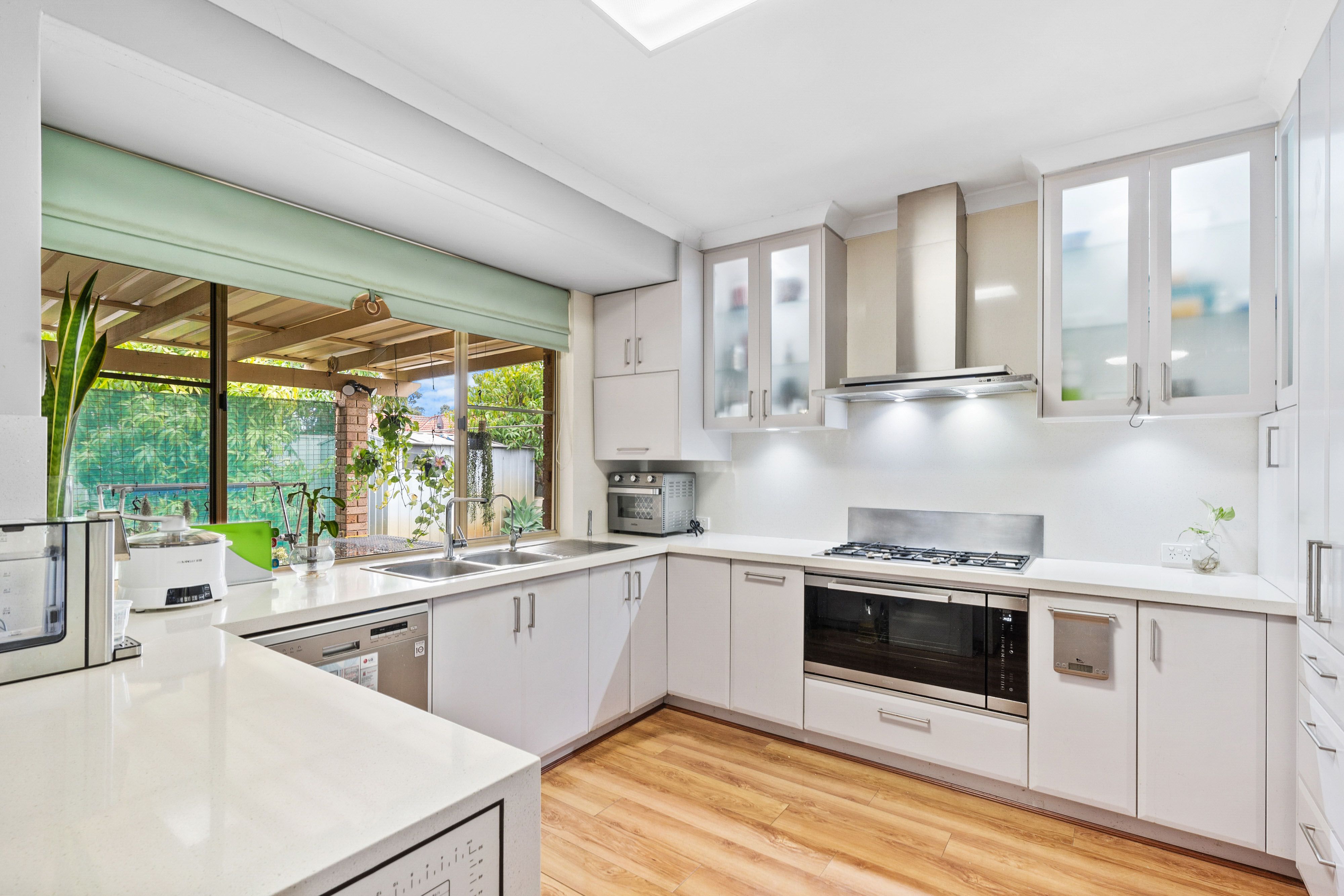 Real Estate For Sale 9 Brunswick Road Thornlie , WA