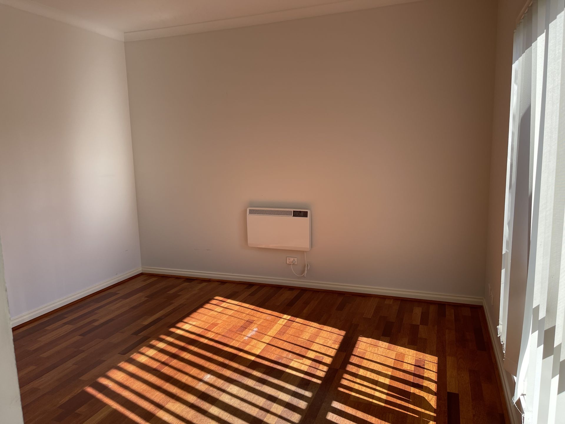 Walk to Latrobe, Live in Luxury!