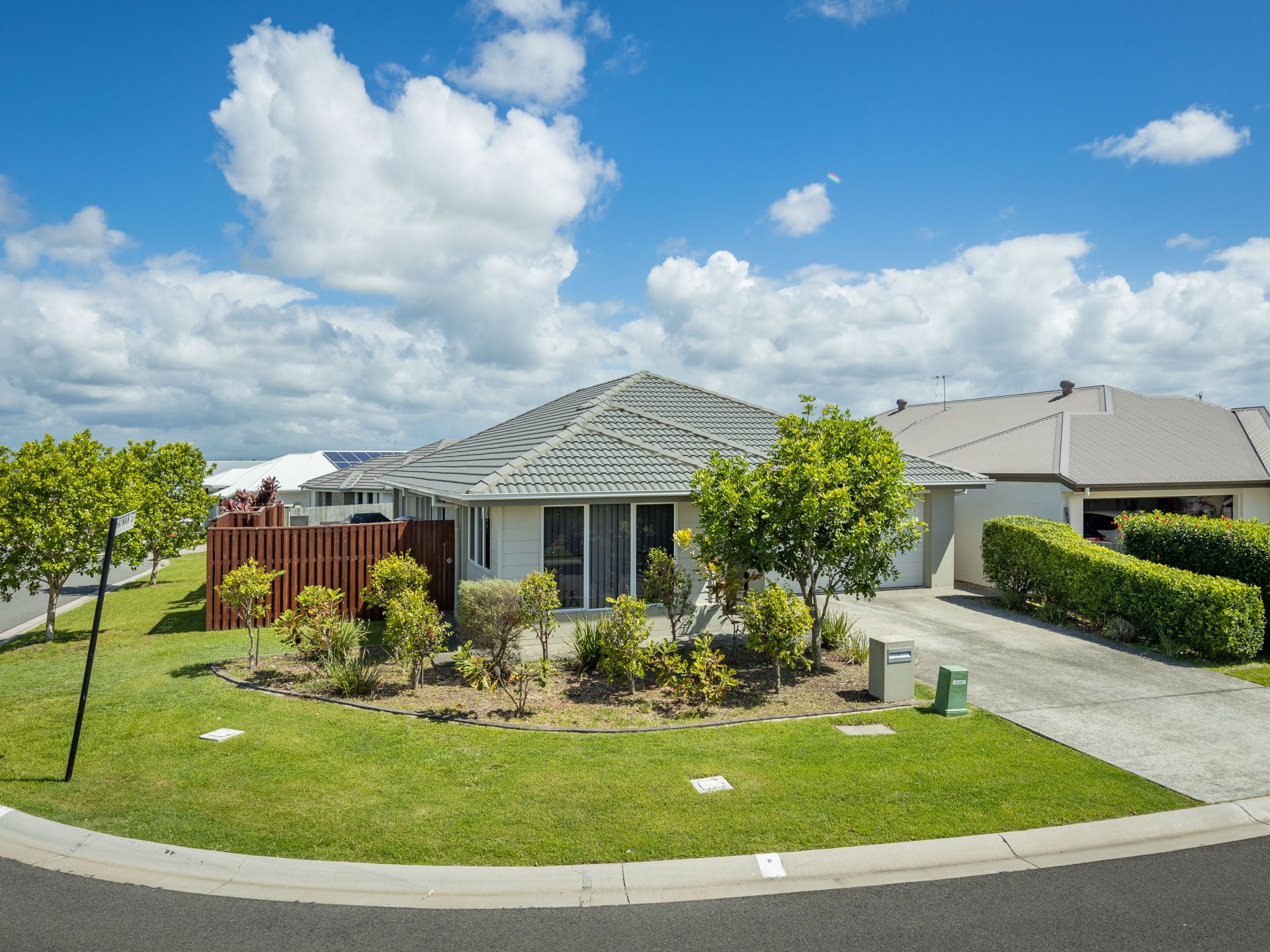 1 Daydream Street Burpengary East QLD, Burpengary East - Thumbnail 2
