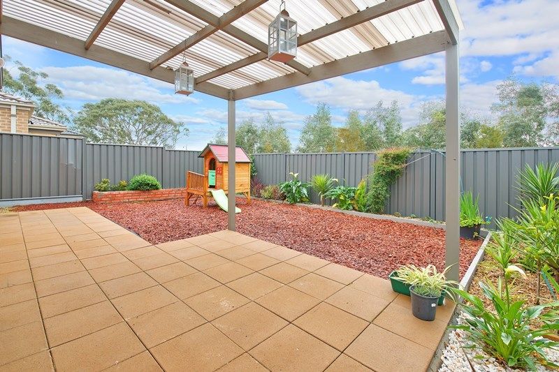 Beautiful Home In Beautiful Hawkstowe!