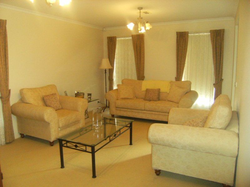 14 Archeron Court, Caroline Springs - Thumbnail 4