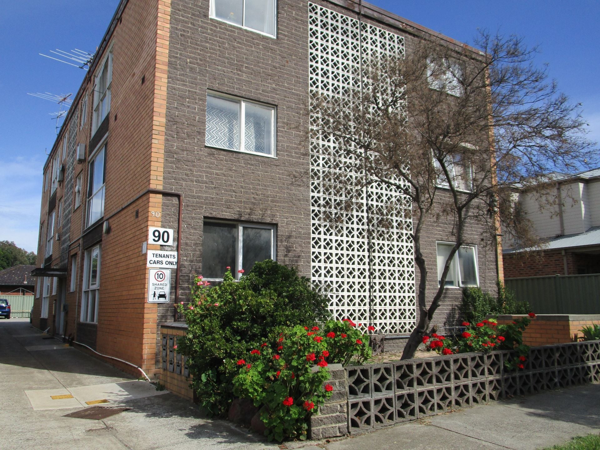 Ground floor apartment