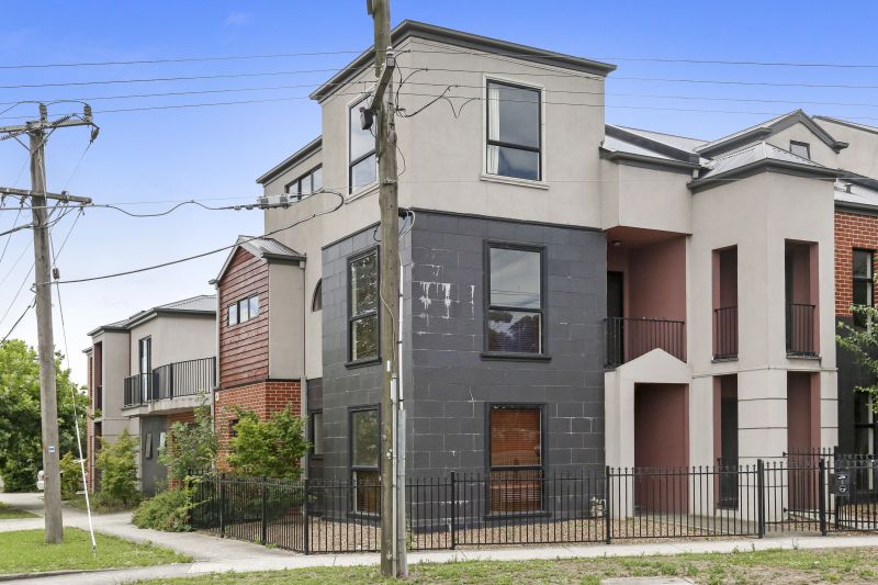 2/979 Plenty Road, Kingsbury