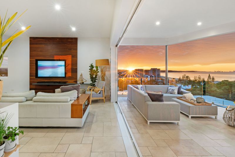 Real Estate For Sale 29 Tweed Street Coolangatta , QLD