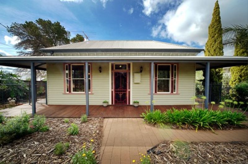 76 Gisborne Road, Bacchus Marsh - Thumbnail 2