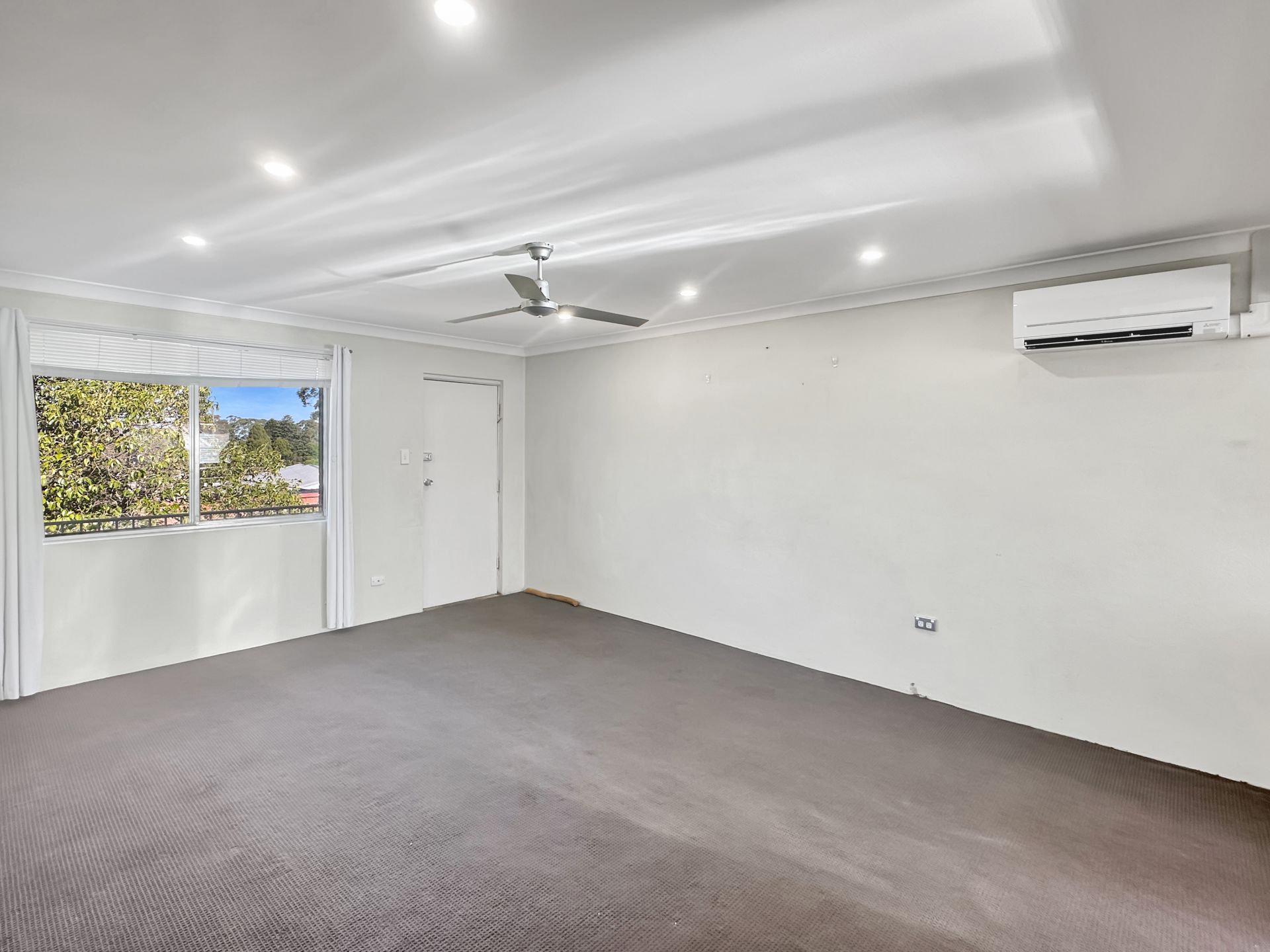 3/67 Macquarie Road, Springwood Chapman Real Estate