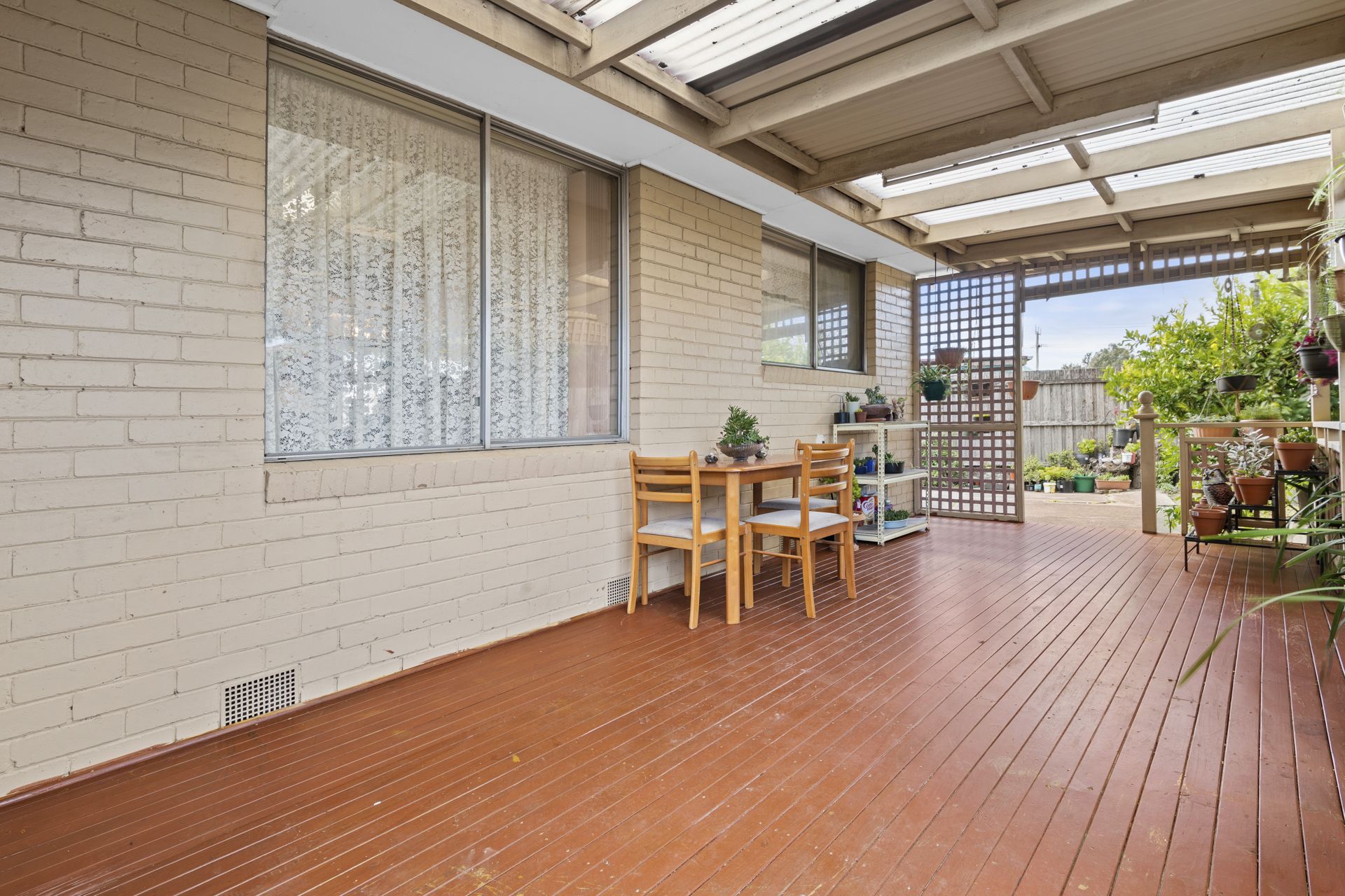 AFFORDABLE 4 BEDROOM FAMILY HOME
