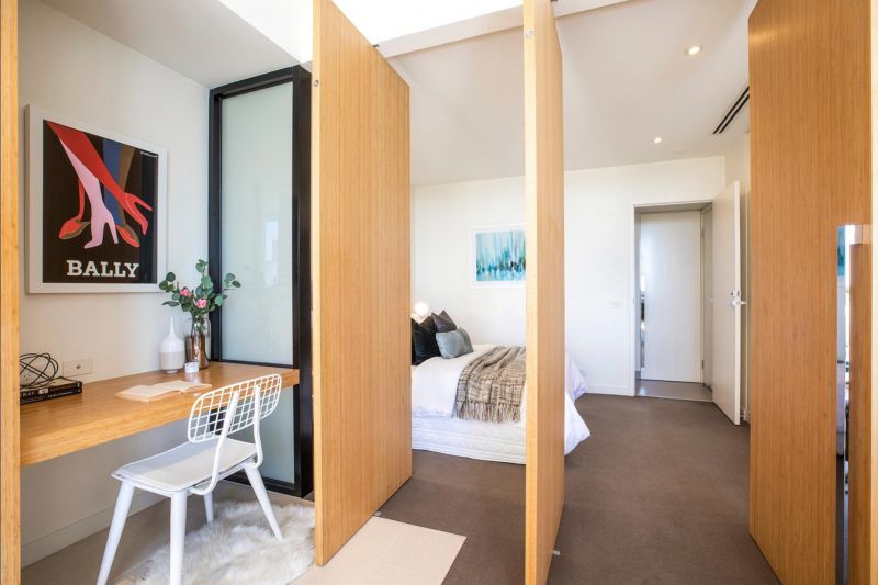 1104/1 Clara Street, South Yarra - Thumbnail 6