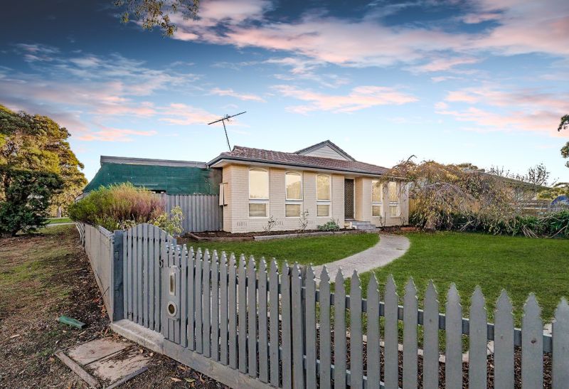 1 Pardalote Court, Mornington VIC
