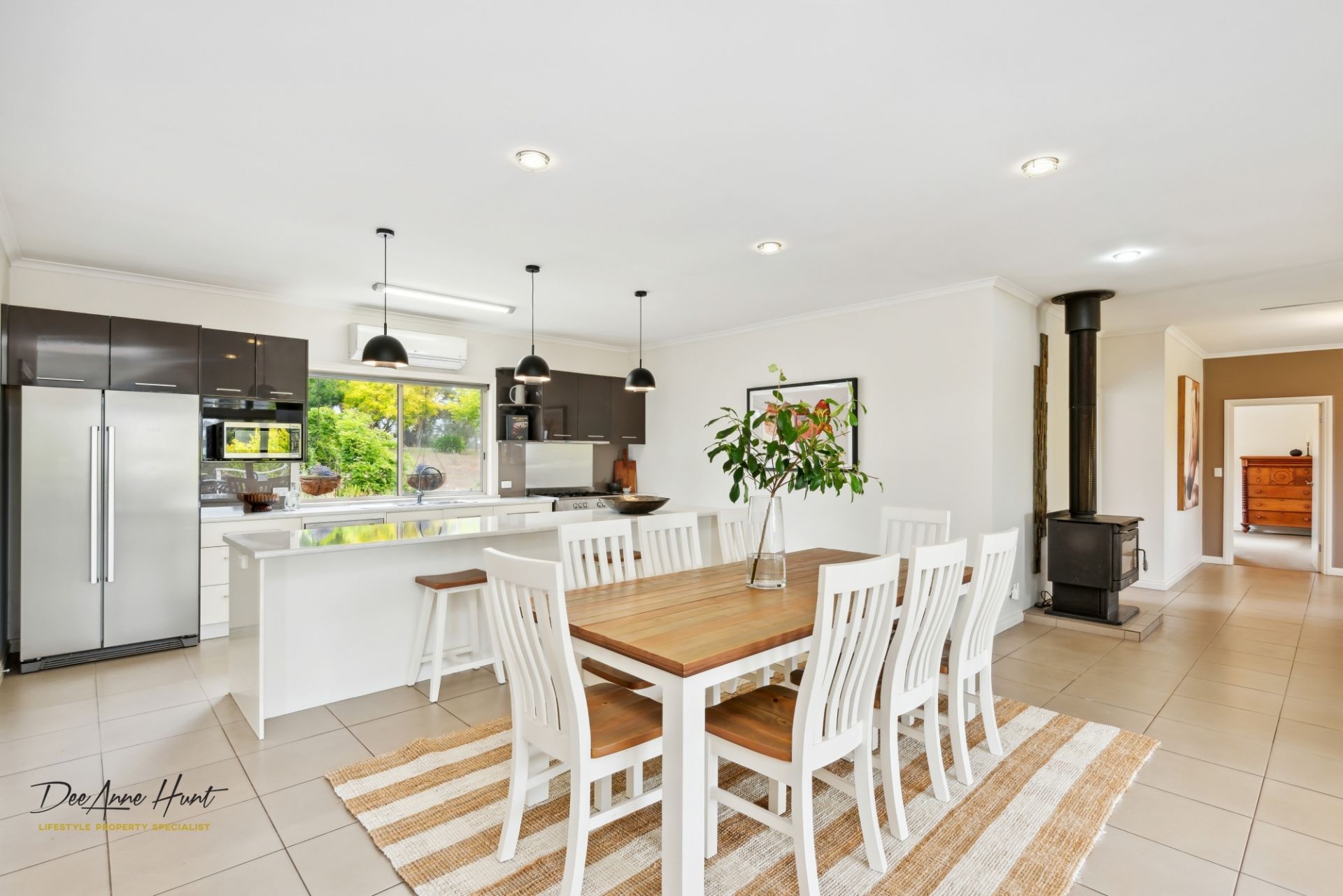 39 Hammersmith Drive, Meadows Williams Real Estate