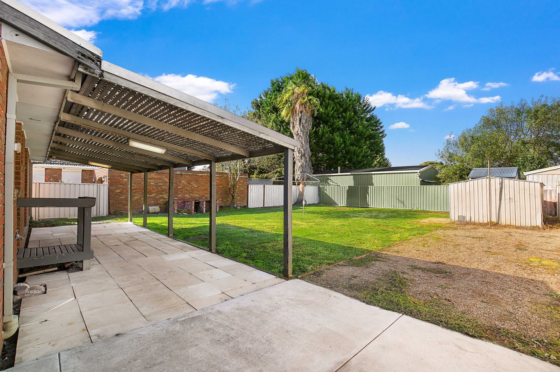 Spacious 3-Bedroom Family Home with Large Yard
