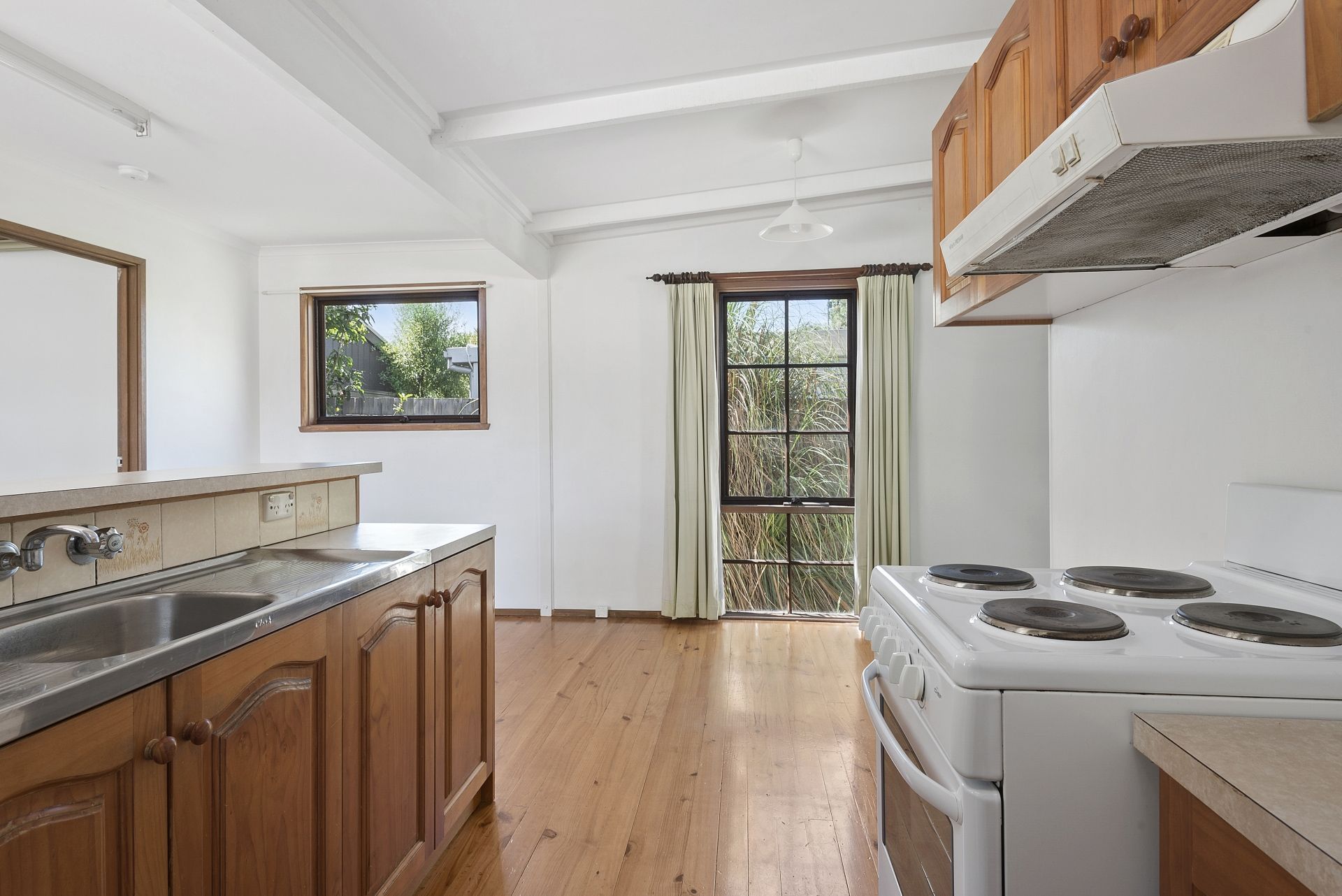 6 Cronulla Court Barwon Heads VIC, Barwon Heads - Thumbnail 8