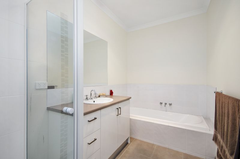1/52 Penleigh Crescent Ocean Grove VIC, Ocean Grove - Thumbnail 8